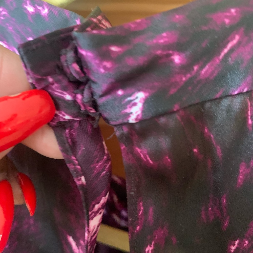 Vince Camuto Sleeveless Top - image 4